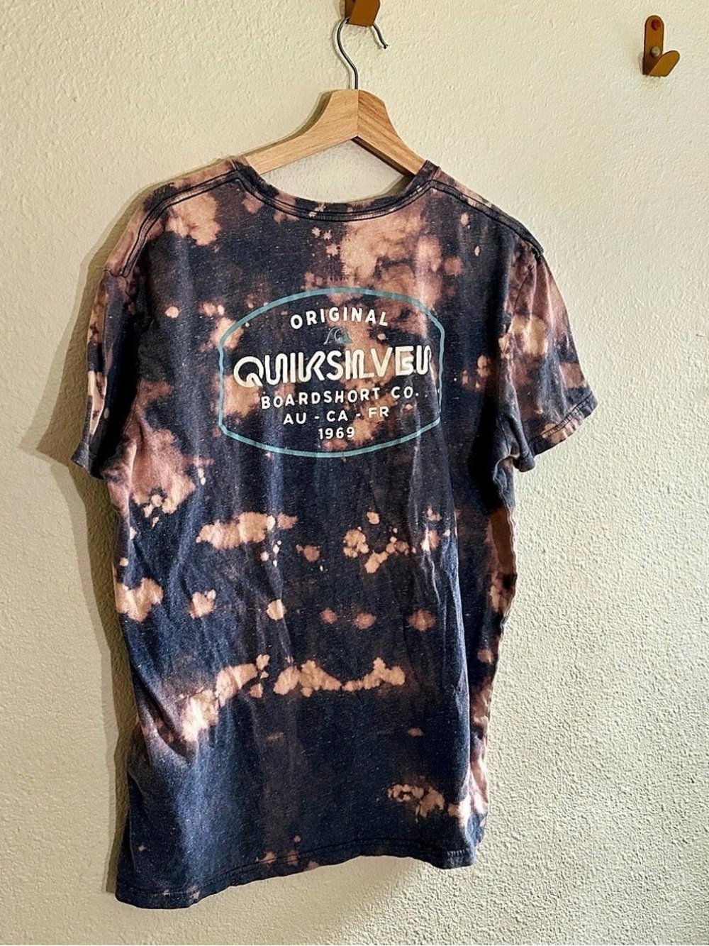 Vintage Bleach Eyed “Quiksilver” Tee - L
